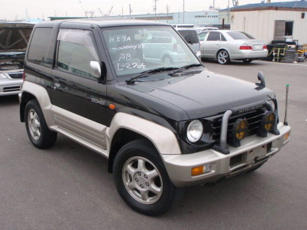 Mitsubishi Pajero technical specifications and fuel economy